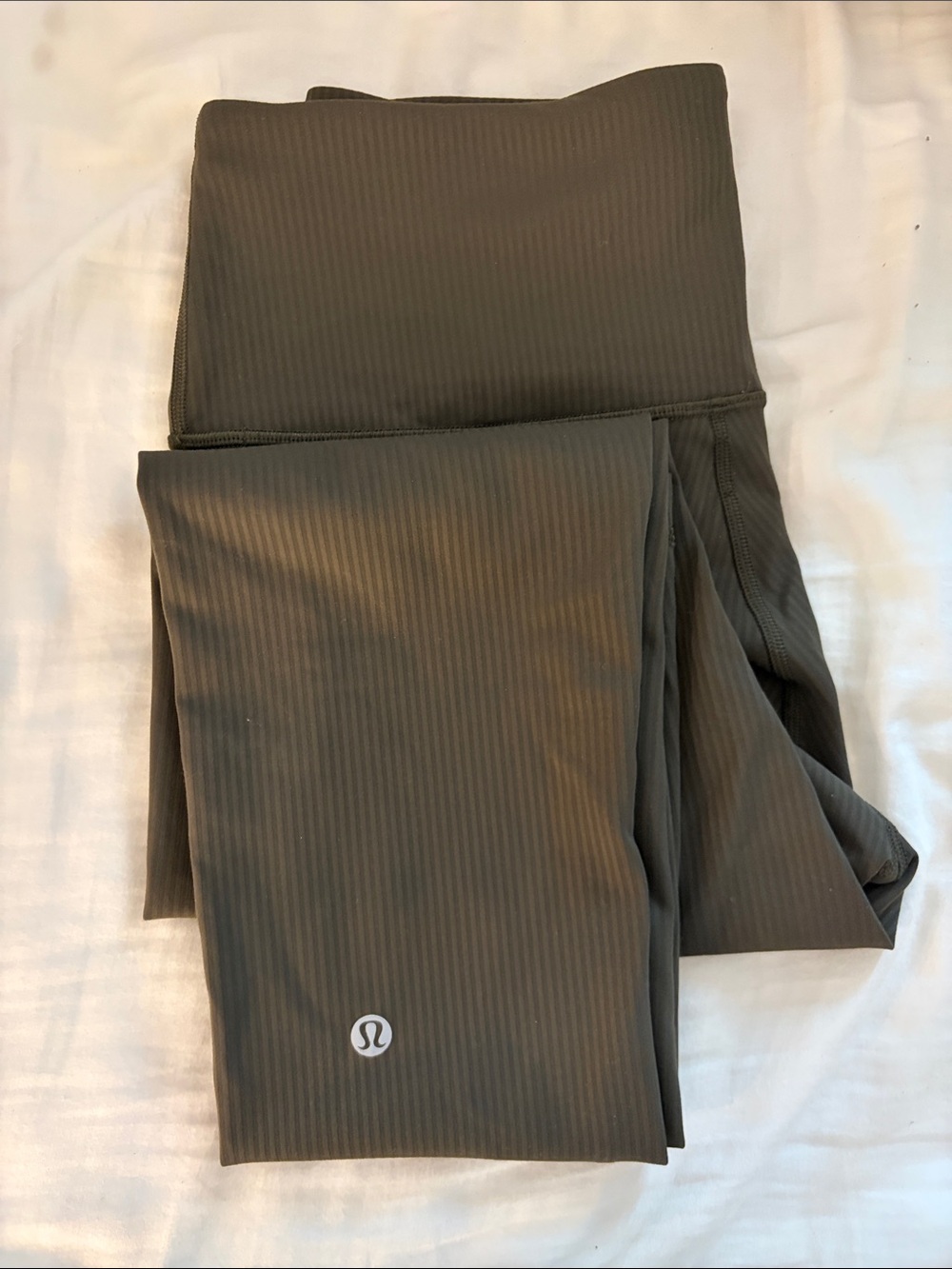 lululemon athletica wunder train ribbed high rise 28” size 6